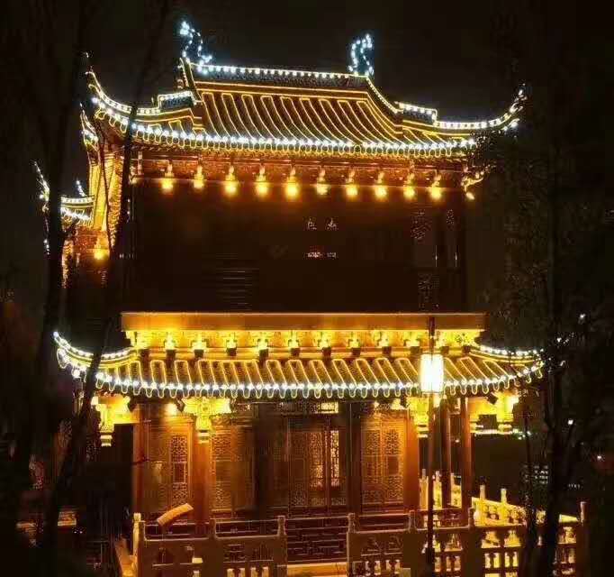 户外亮化灯具（jù）厂家（jiā）