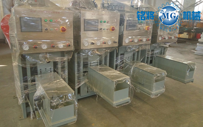 噸袋包裝機的優（yōu）點以及噸袋包裝機選購技巧