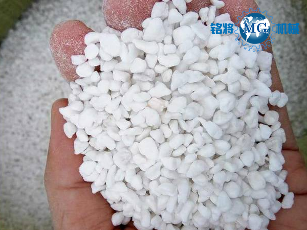 玻化（huà）微珠和珍珠岩的主要區別