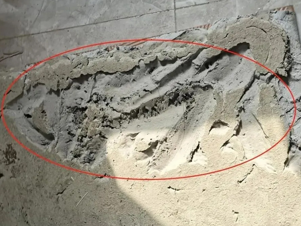 砂漿不飽滿竟會造（zào）成瓷磚空（kōng）鼓？
