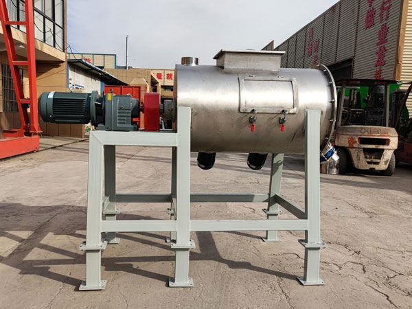 小型犁刀混（hún）合機（jī）